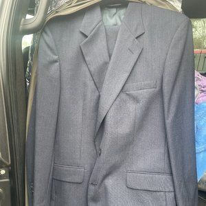 Men's Career Collection suit 44L jacket 38 pants